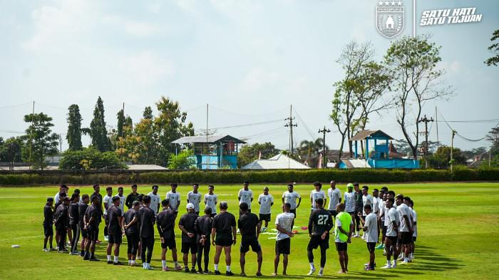 PERSIPURA - Tim Persipura Jayapura di lokasi training camp (TC) di Boyolali, Jawa Tengah.
