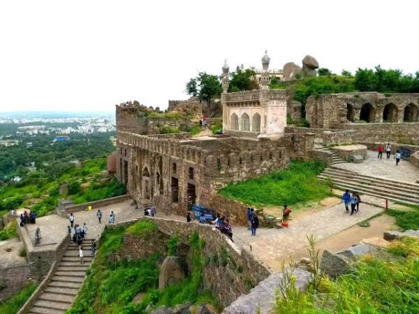 भारतातील 10 रहस्यमय किल्ले