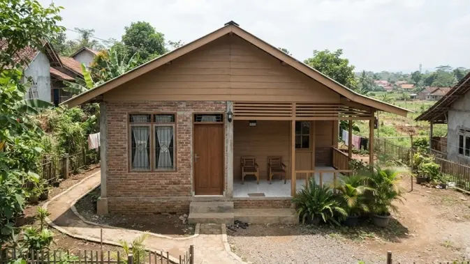 Model Rumah Desa 2 Kamar Tidur yang Hemat Biaya (AI Generated)