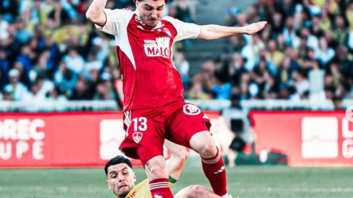 PEMAIN BREST DAN NANTES -