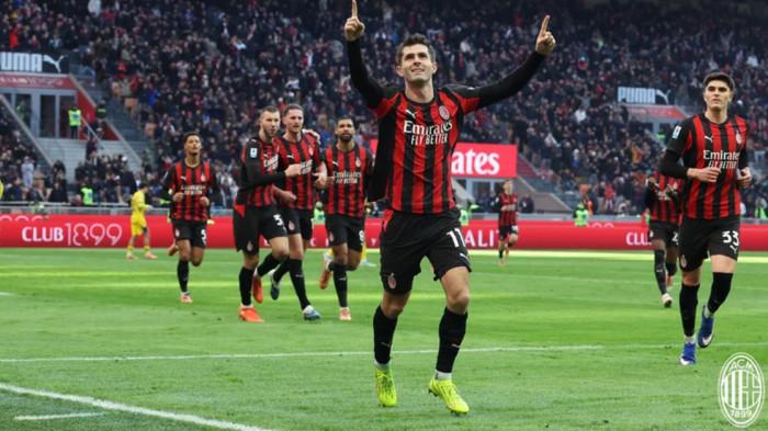 SELEBRASI - Selebrasi pemain AC Milan, Christian Pulisic usai cetak gol ke gawang Hellas Verona di Liga Italia 2025/2026 pada Minggu (28/12/2025) malam WIB.