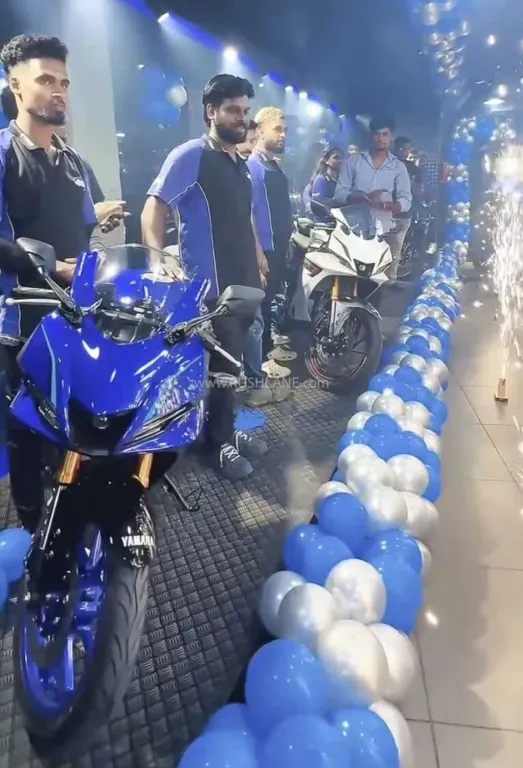 yamaha-r2-3.jpg yamaha-r2-3.jpg