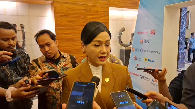 Ketua Dewan Komisioner OJK Friderica Widyasari Dewi di Grand Ballroom Kempinski, Jakarta, Kamis (3/9/2026). (Liputan6.com/Arief) Ketua Dewan Komisioner OJK Friderica Widyasari Dewi di Grand Ballroom Kempinski, Jakarta, Kamis (3/9/2026). (Liputan6.com/Arief)