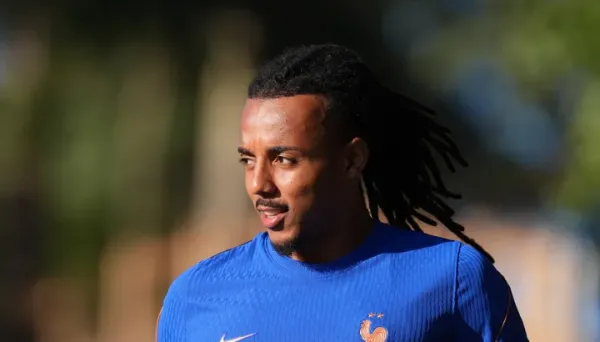 Chelsea transfer news: heavyweight rival emerges for the Blues in the Kounde race