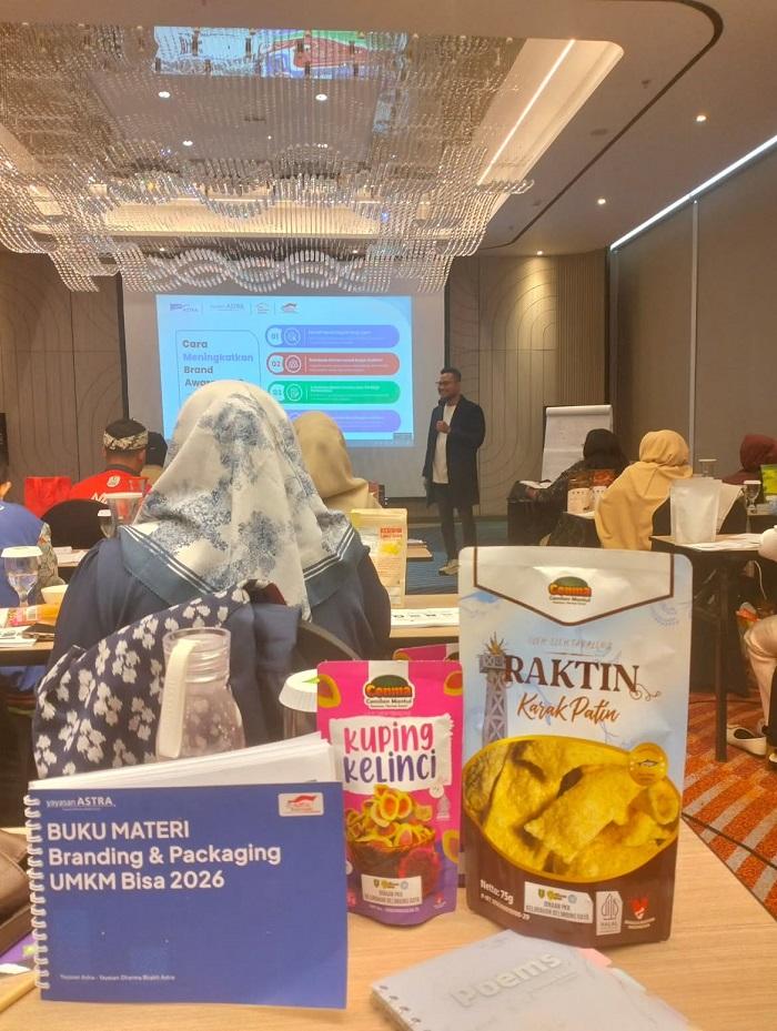 Produk Cenma dibawa saat pelatihan UMKM