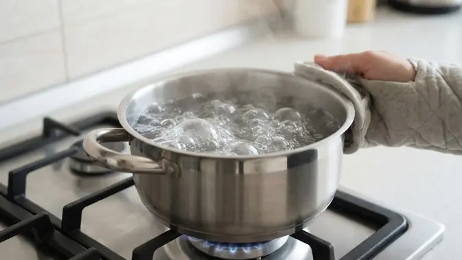 Trik Merebus Sayur Frozen agar Warna Tetap Hijau dan Kandungan Gizinya Terjaga (AI Generated)