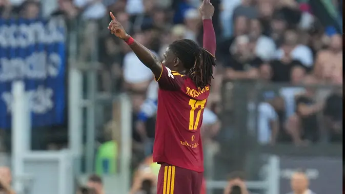 Gelandang AS Roma, Manu Kone merayakan golnya ke gawang Inter Milan, Minggu (20/9/2026) (AP Photo/Gregorio Borgia)