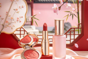 Red Lip Color Crush