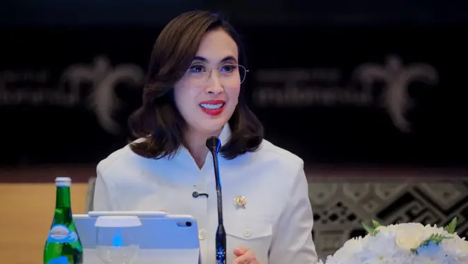 Ribuan Akomodasi Tak Berizin Terancam Diblokir per 1 Agustus 2026, OTA Wajib Tanggung Jawab Menteri Pariwisata (Menpar) Widiyanti Putri Wardhana dalam jumpa pers “Peningkatan Kualitas Tata Kelola Ekosistem Usaha Pariwisata Sektor Akomodasi” di Gedung Sapta Pesona, Jakarta, Selasa (26/5/2026). (dok. Biro Komunikasi Publik Kemenpar)