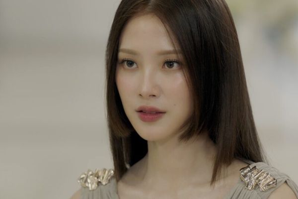 ใบเฟิร์น ปะทะ เบนซ์ เปิดศึกแค้นบทใหม่! “แรงเงา” 2026 แรงรักสู่แรงแค้น