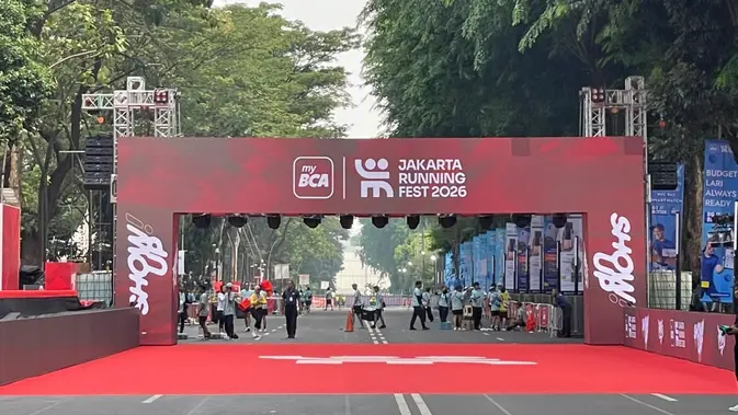 Jakarta Running Festival 202 Jakarta Running Festival 2026 yang digelar di kawasan Istora Senayan, Jakarta, Sabtu (24/10/2026). (Bola.com/Juventus Filadelfia).