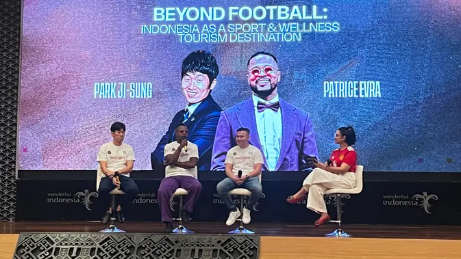 Panel Diskusi Sport Tourism Road to OGFC Unite 2027 Konferensi pers Road to OGFC Unite 2027 memperkenalkan rangkaian acara sepak bola sekaligus membahas potensi sport tourism untuk mendorong pertumbuhan pariwisata Indonesia, Jakarta, Jumat, 23 Oktober 2026. (Liputan6.com/Alfareza Ramadhani)