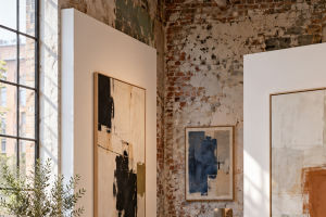 Art Galleries Go Mobile