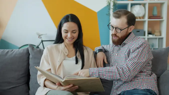 Satu Visi, Satu Dompet: Tips Mencapai Target Finansial Bersama Pasangan (Foto: Unsplash)