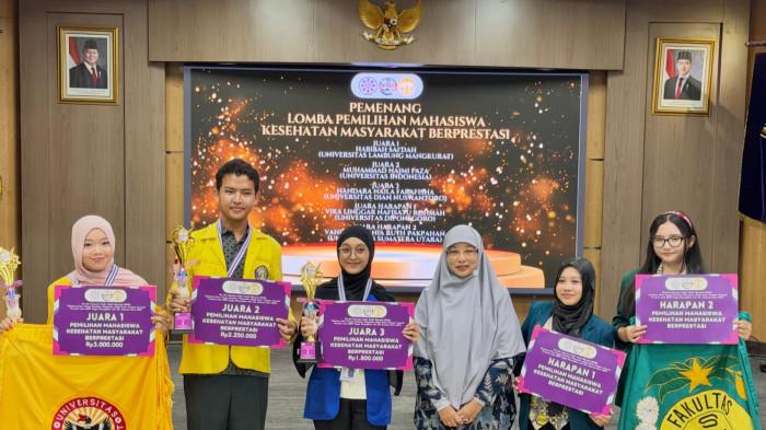 Universitas Lambung Mangkurat (ULM) meraih peringkat pertama Anugerah Kampus 03
