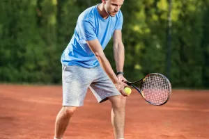 Latihan Servis Tenis