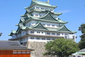 Nagoya Castle Guide