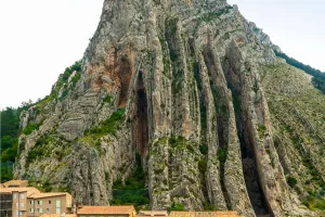 Pesona Keindahan Mouscron