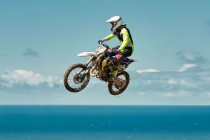 Aksiyonlu Motosiklet