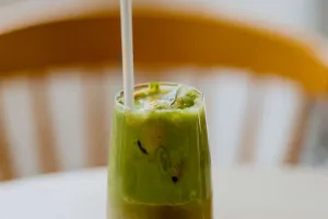 Café matcha gelado surpresa