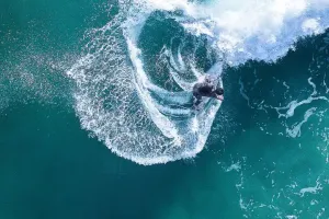 Первые волны серфинга