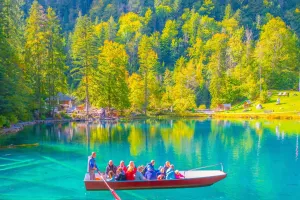 Hồ Xanh Blausee Thụy Sĩ