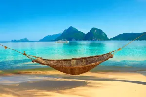 Гамак у моря