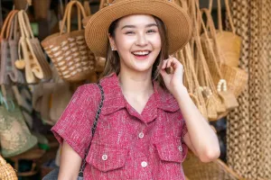 Achiziționare souveniruri