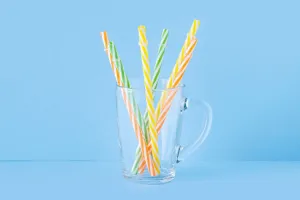 O perigo dos canudos