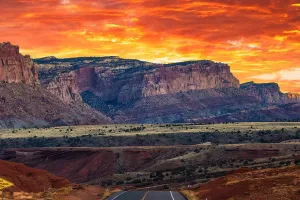 Khám Phá Capitol Reef
