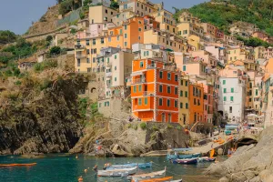 Khám phá Cinque Terre