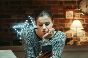 Singurătatea digitală