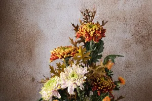 Seasonal Blooms Guide