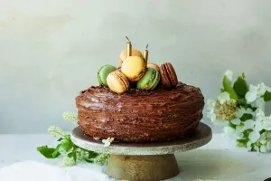 Elegant Macaron Cake