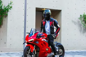 Blick führt Kontrolle