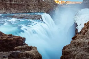 Liburan ke Gullfoss Islandia