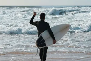 Naik Level Berselancar