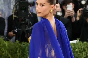 Hailey Deslumbra
