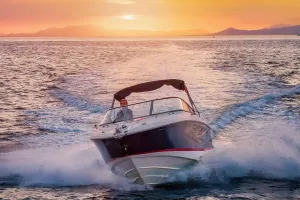 Smooth Speedboat Mastery