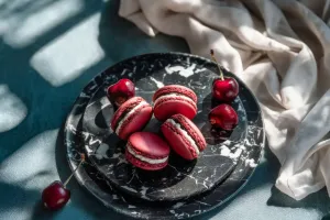 Macarons: Crisp & Creamy