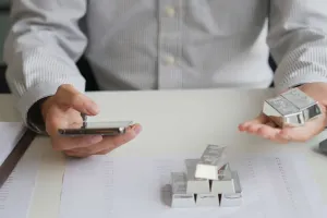 Rủi ro thị trường bạc
