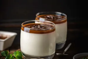 Cách làm Panna Cotta caramen
