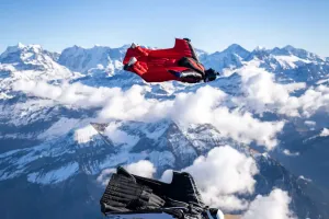 Wingsuit 101: Beginner Guide