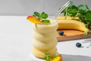 Banana Mango Shake