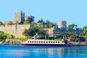 Mega yatlar Bodrum'da