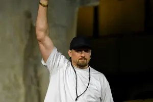 Campionul și provocarea