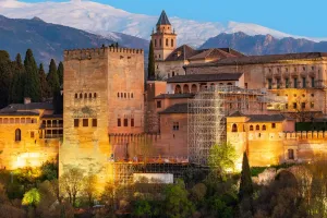 Granada Travel Guide