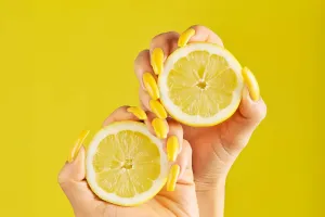 Unhas com frutas