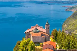 Lake Como or Lake Garda?