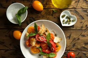 Bayat Ekmekle Panzanella